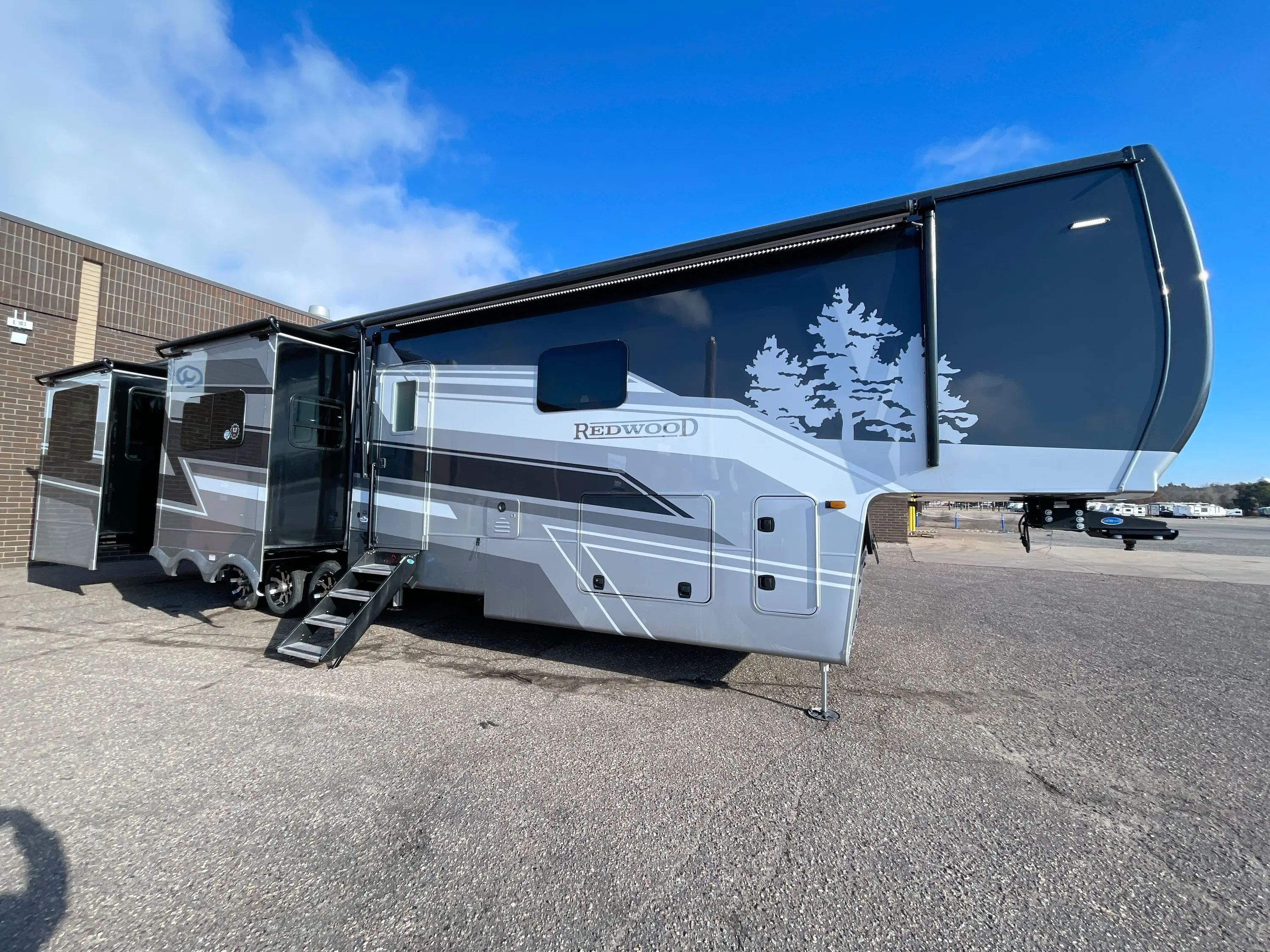 Essential Tips for Your First RV Adventure